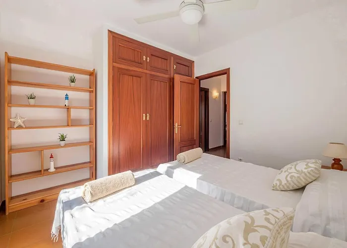 Casa vacanze Pou 7 *