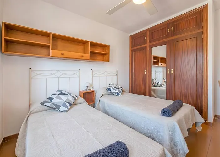 Pou 7 * Fornells (Menorca)